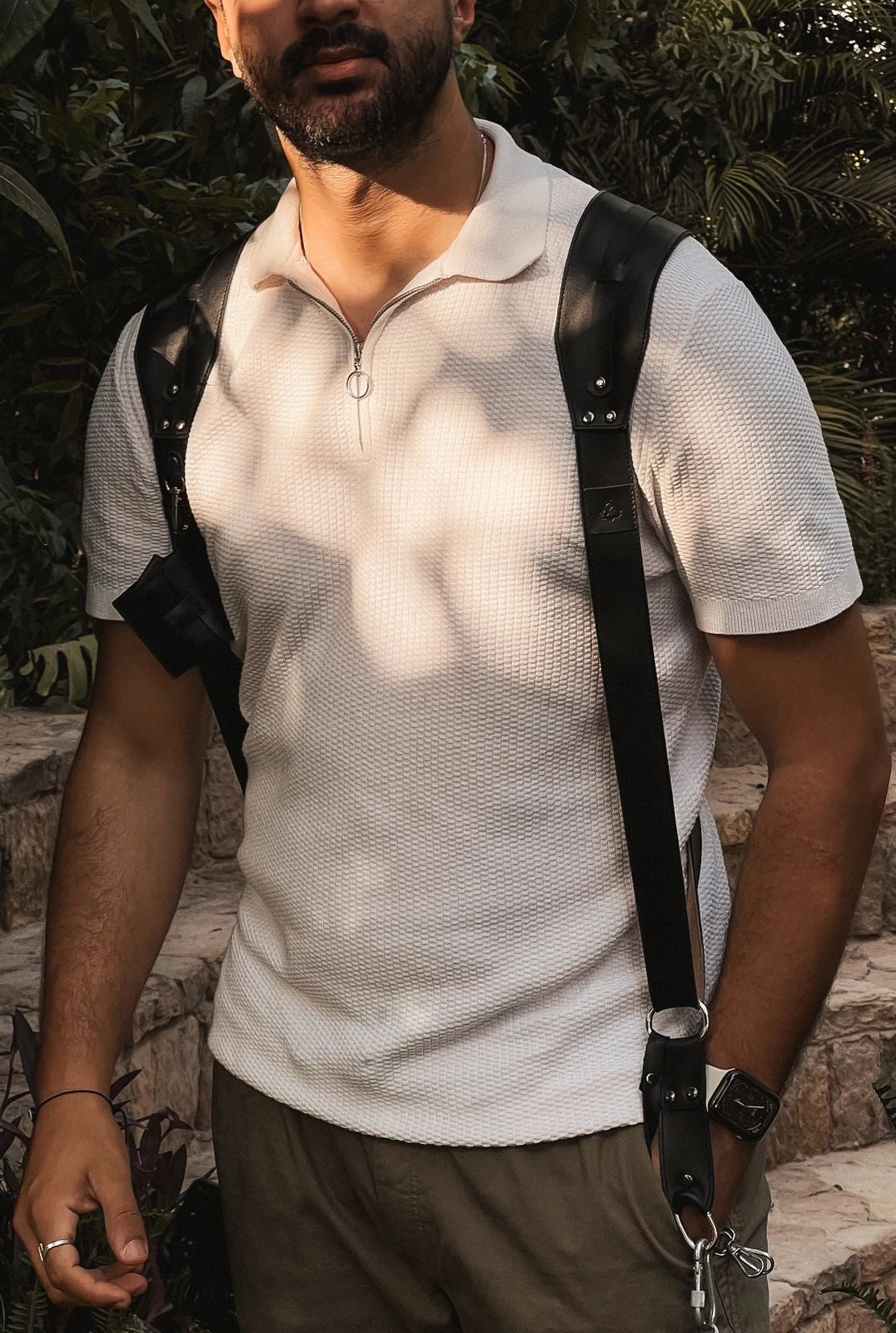 Dual camera strap romeo